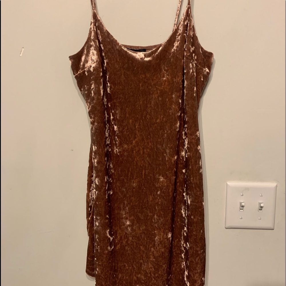 Forever 21 velvet dress